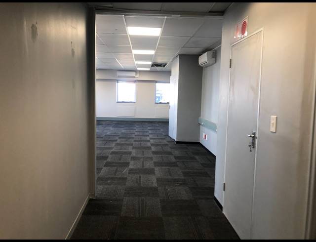 223M² OFFICE TO LET IN ROSEBANK